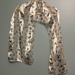 Hummingbird scarf